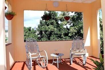 پانسیون Hostal Doña Miñe Trinidad