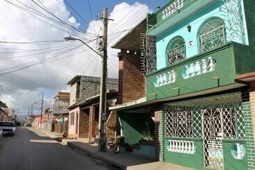 پانسیون Hostal Doña Miñe Trinidad