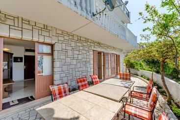 پانسیون Villa Kosa