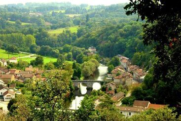Spacious Gite With Large Terrace