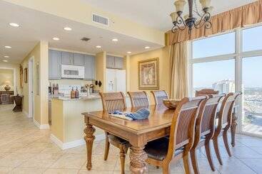 Sunscape By Avantstay Beachfront, Sweeping Views