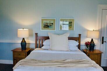 The Mckernan Inn
