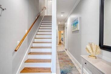 Tidal Charm By Avantstay Walk To Beach, Community Pool, Balcony, Ocean Views