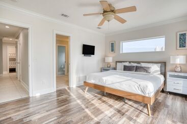 별장 Tidal Charm By Avantstay Walk To Beach, Community Pool, Balcony, Ocean Views