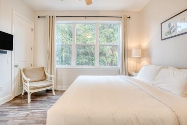 Tidal Charm By Avantstay Walk To Beach, Community Pool, Balcony, Ocean Views