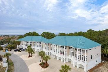 Tidal Charm By Avantstay Walk To Beach, Community Pool, Balcony, Ocean Views