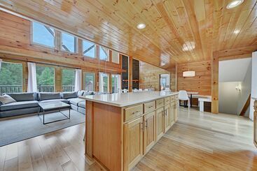 Wilderness Rush By Avantstay Hot Tub + Views