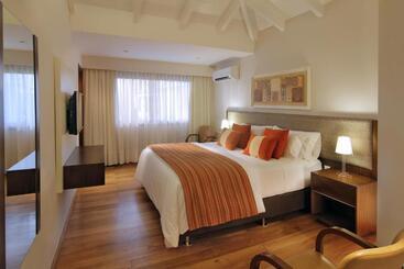 Altos De Belgrano Hotel Cabañas Golf Y Spa