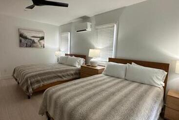 تختخواب و صبحانه Elaine S Cape May Boutique