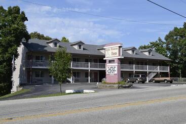 مُتل Apple Blossom Inn