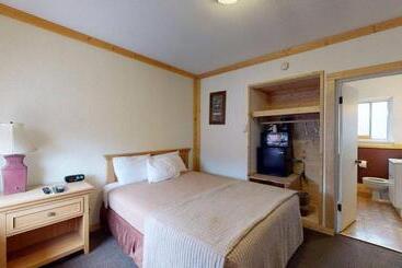 Trail S End Motel Downtown Lewistown