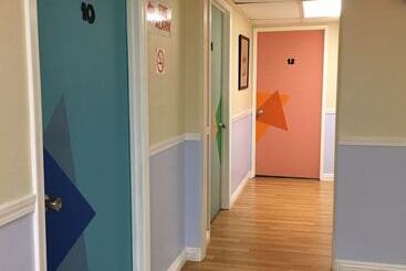 Traveler S Bed & Breakfast Hostel