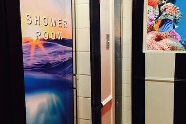 Traveler S Bed & Breakfast Hostel