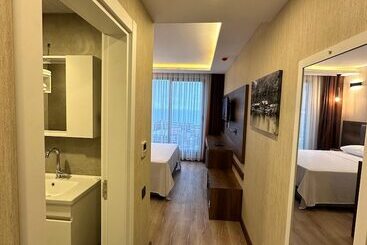 Erom Otel