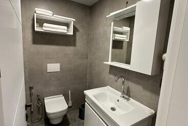 Erom Otel