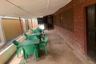 هتل Profs Place