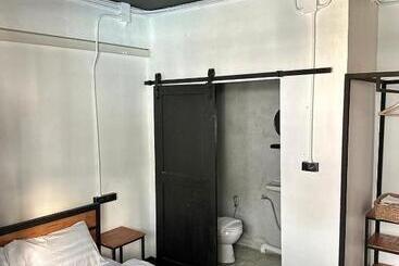 هتل Sleep Owl Jomtien