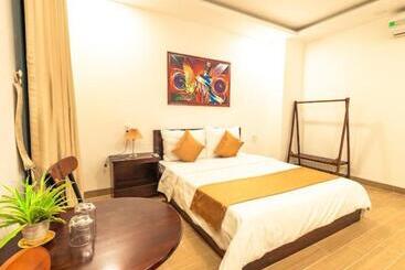 هتل Sunset Homestay