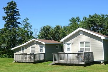 Jake & Jos Cottages