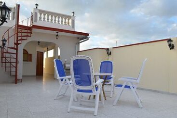 پانسیون Blueroom & Hostal Sunrise