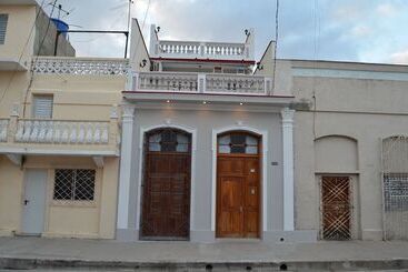 پانسیون Blueroom & Hostal Sunrise