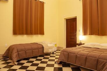 پانسیون Hostal Belele