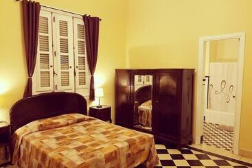 پانسیون Hostal Belele