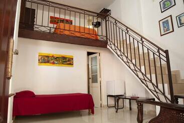 پانسیون Hostal Belele