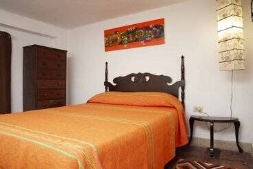 پانسیون Hostal Belele