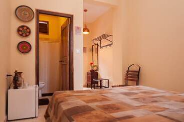 پانسیون Hostal Belele