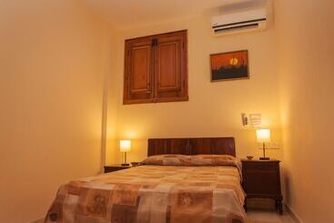 پانسیون Hostal Belele