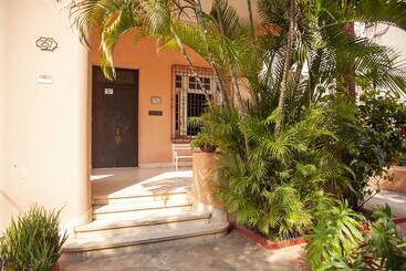 پانسیون Hostal Belele