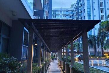 Affordable Condotel Apartment Near Naia Airport