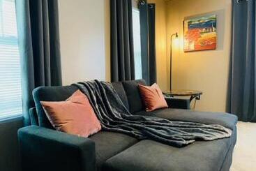 هتل آپارتمان Banker On 9th