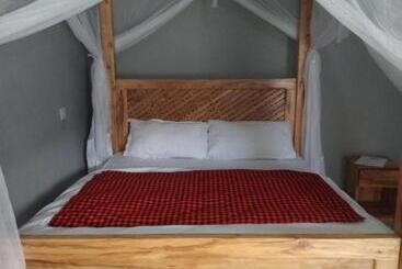 تختخواب و صبحانه Meuly Family Lodge