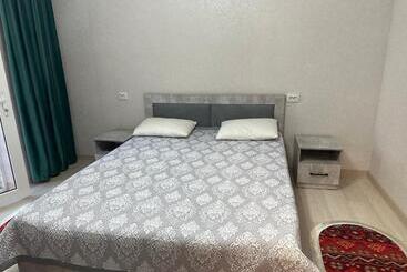 تختخواب و صبحانه коттедж Rayan House