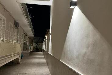 تختخواب و صبحانه Rivers Home