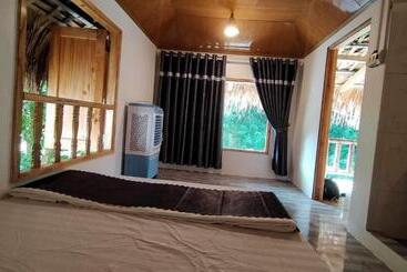 تختخواب و صبحانه Sánh Thuấn Homestay