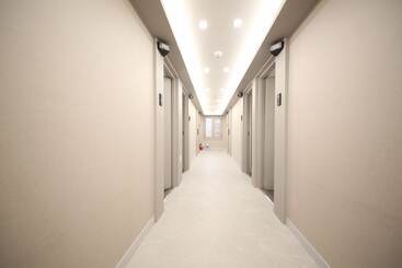 Calm Rest Hotel Masan