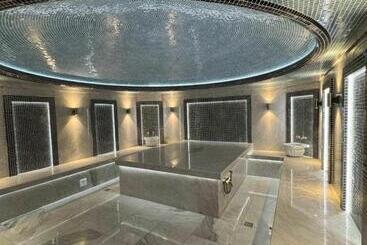 Clubhotel 777