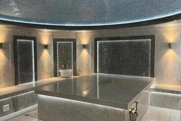 Clubhotel 777