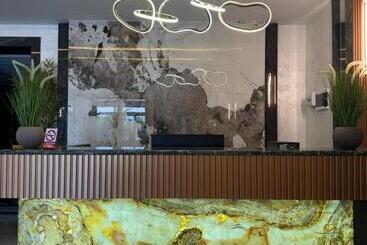 Clubhotel 777