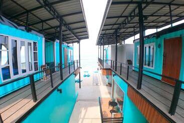 هتل C Smile Samed Resort
