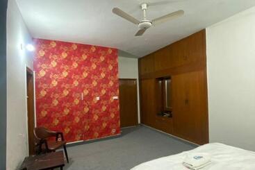 هتل Durrani Executive   Islamabad F10