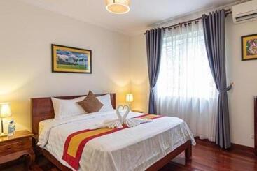 هتل Elegant Escape Residence