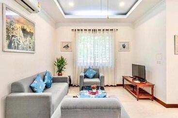 هتل Elegant Escape Residence