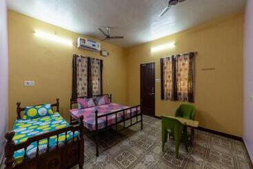 هتل Honey Dew Eco Resort