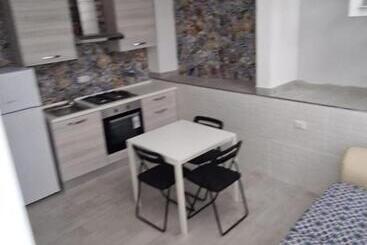 هتل Salerno Room