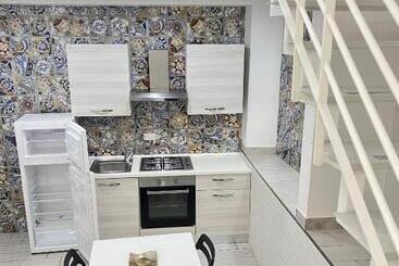 هتل Salerno Room