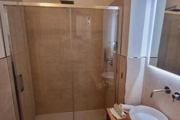 پانسیون Eva Luxury Suite